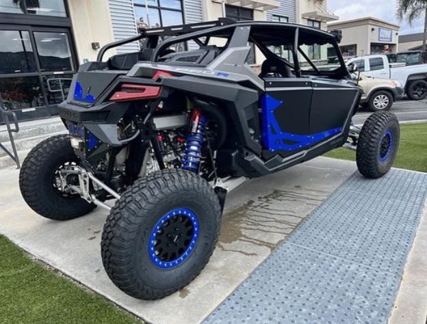 Polaris Pro R 4-Seat Stock Point Roll Cage