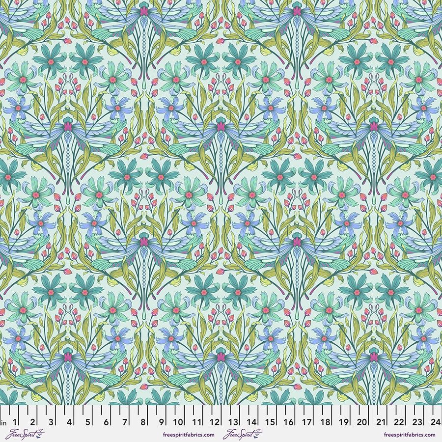Moon Garden - Dragon Your Feet Dawn Fat Qtr