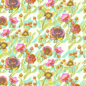 Untamed - Puppy Love - Moonbeam  Fat Qtr