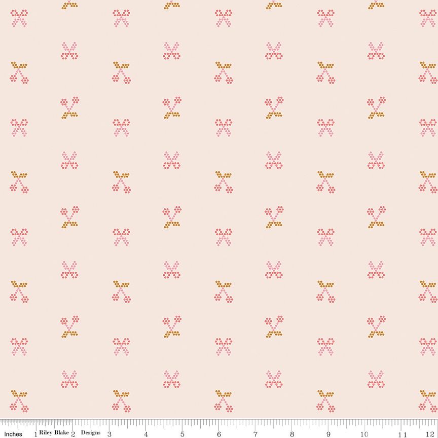 Sunset Ridge - Scissors Blush Fat Qtr