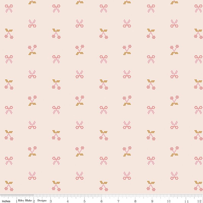 Sunset Ridge - Scissors Blush Fat Qtr