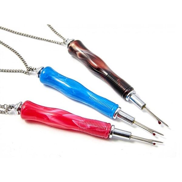 Seam Ripper with Magnetic Necklace Chain
