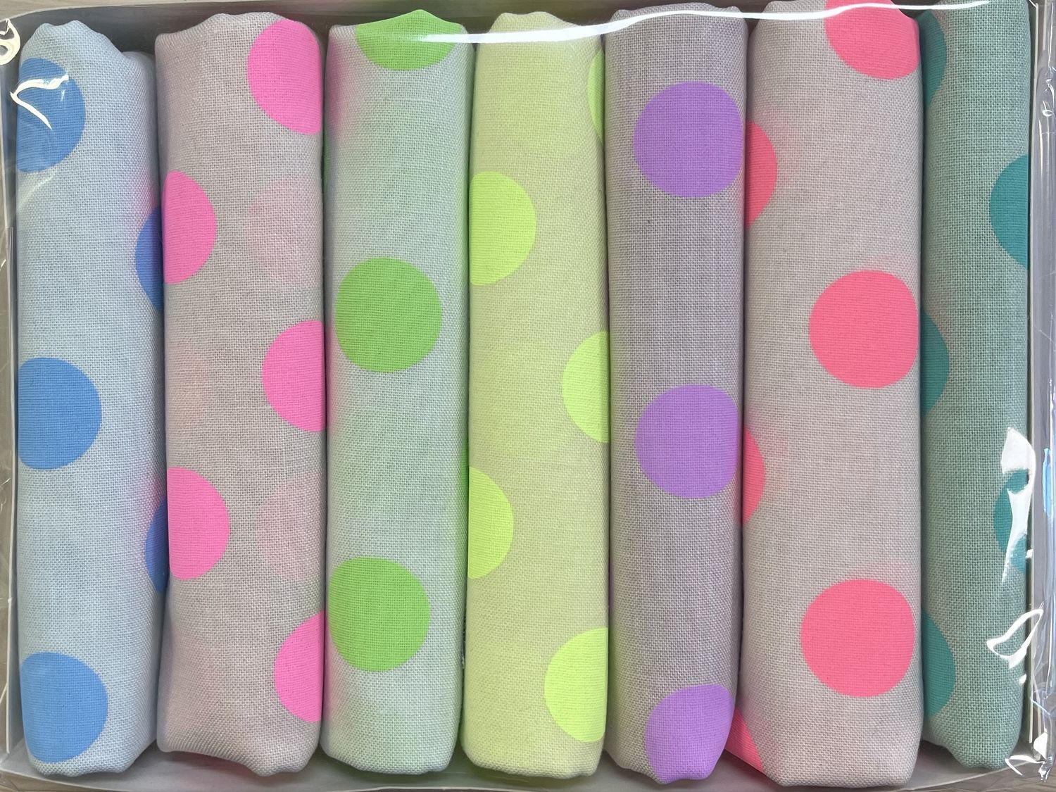 Tula Pink True Colours Neon Pom Poms Fat Qtr Bundle (7)