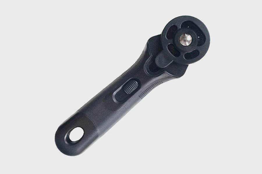SHOW_LDH Midnight Edition Rotary Cutter - Straight Handle