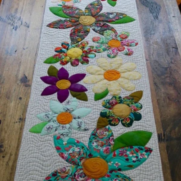 Blossoms Table Runner Pattern