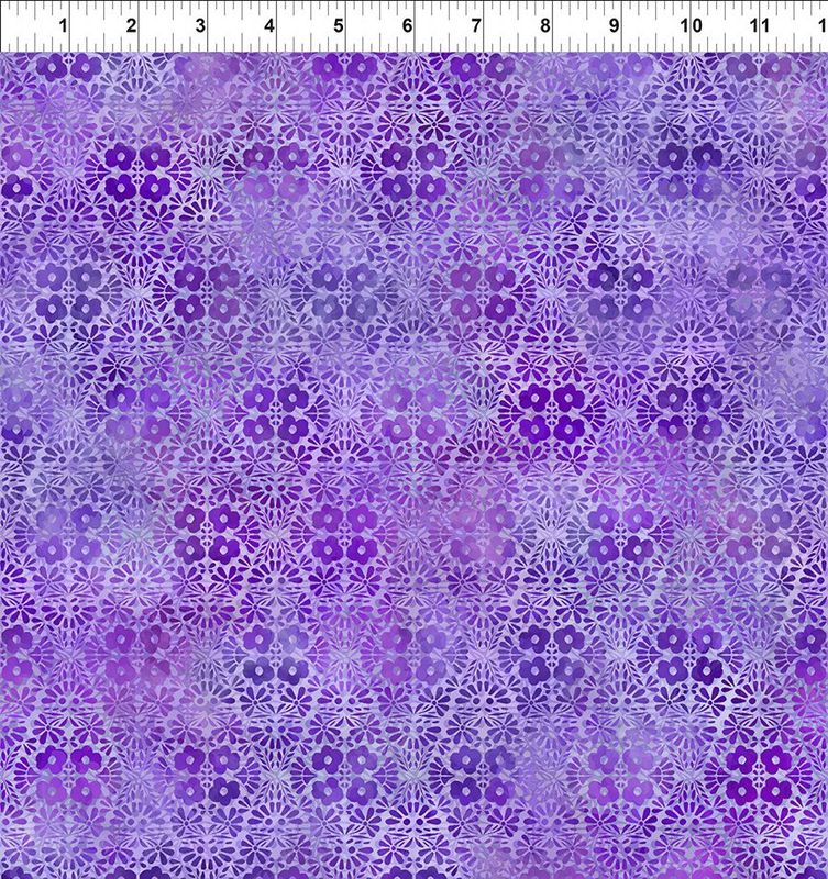 Felicity - Purple Flower Diamond Fat Qtr