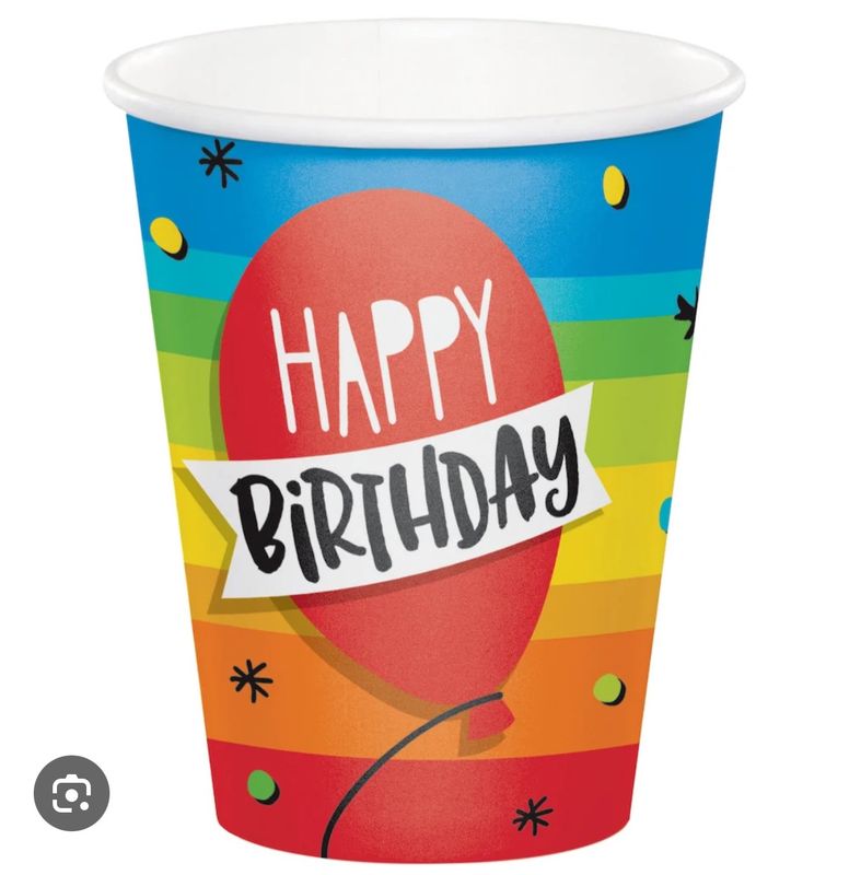 Hoppin&#39; Birthday Cake 9oz Paper Cups 8CT