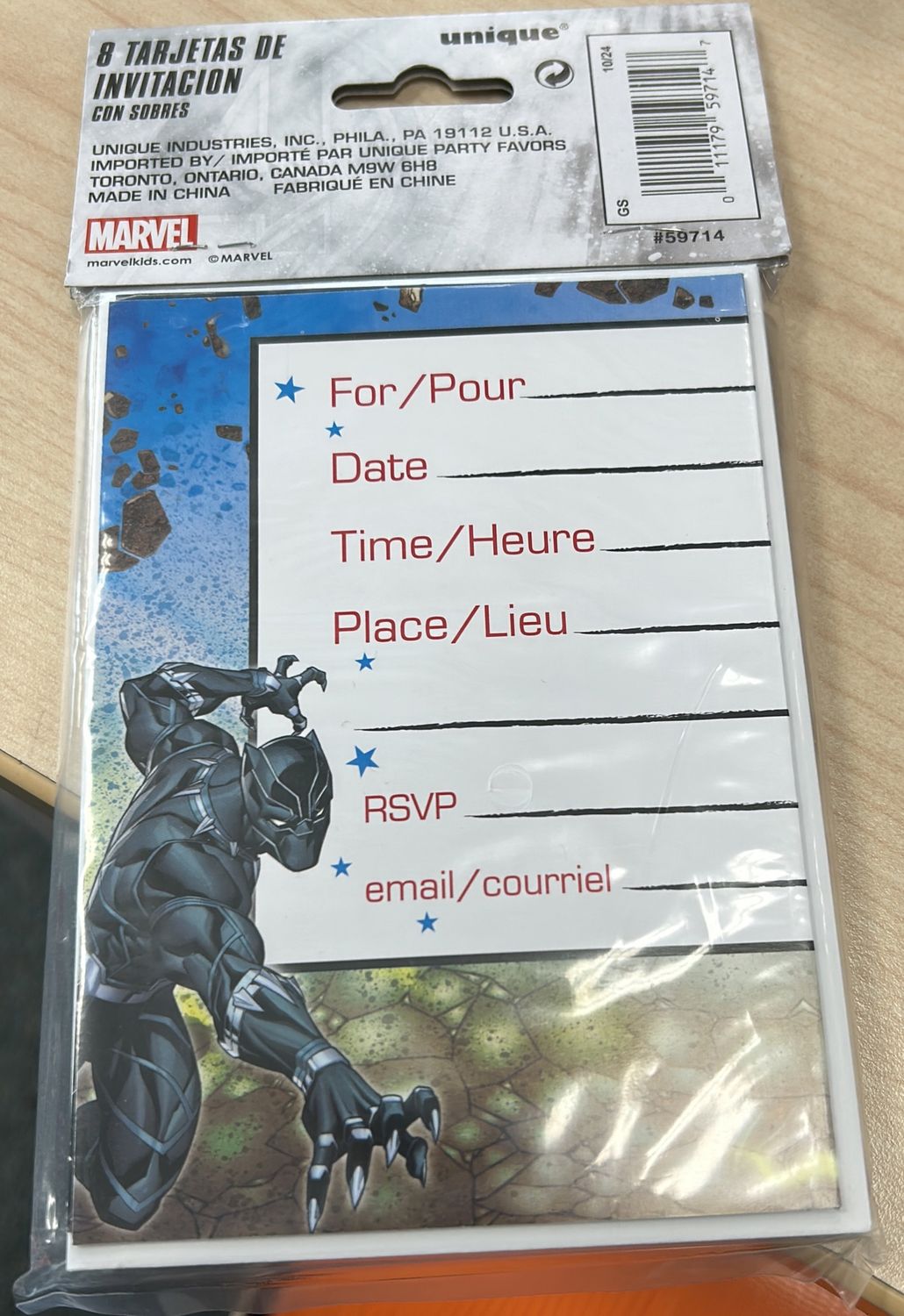 8ct AVENGERS INVITATIONS