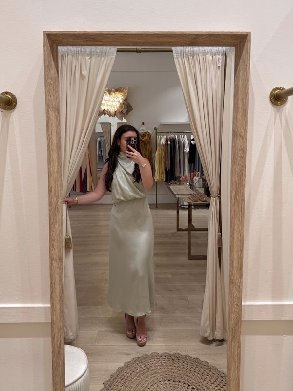 Timeless Beauty Dress