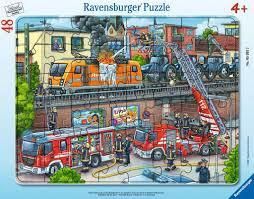 CASSE-TÊTE 48 PIÈCES SUR CADRE RAVENSBURGER - LES POMPIERS SUR LA VOIE FERRÉE