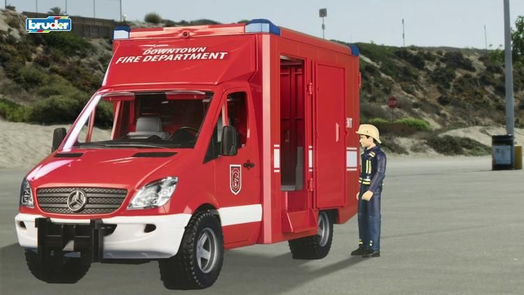 BRUDER 02539 - SPRINTER PARAMEDIC AVEC CHAUFFEUR