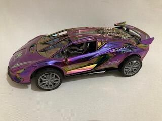 VOITURE DE COURSE AVEC MUSIQUE ET LUMIÈRES