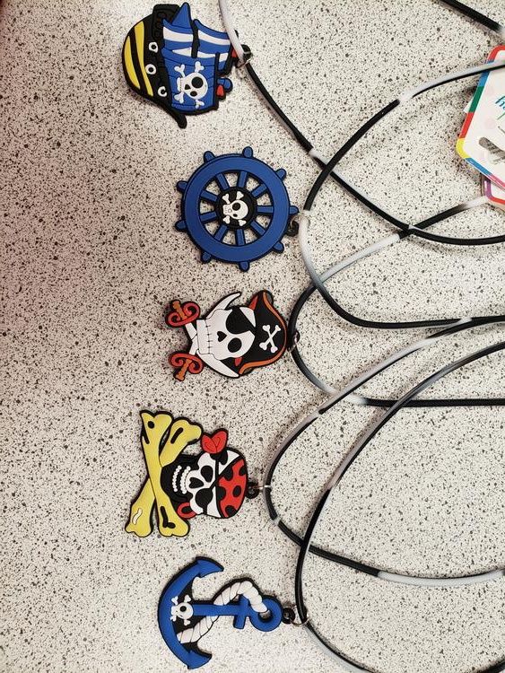 COLLIER DE PIRATE