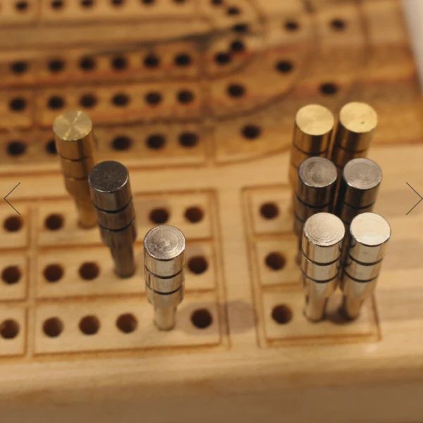 9 CHEVILLES EN MÉTAL POUR JEU DE CRIBBAGE FAIT AU QUÉBEC