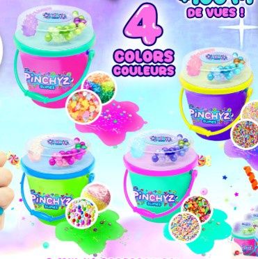 Petit pot de slime avec décorations