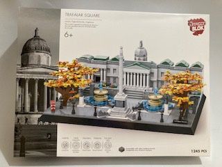 DRAGON BLOK - TRAFALGAR SQUARE