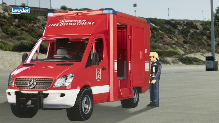 Bruder 02539 - Sprinter paramedic avec chauffeur