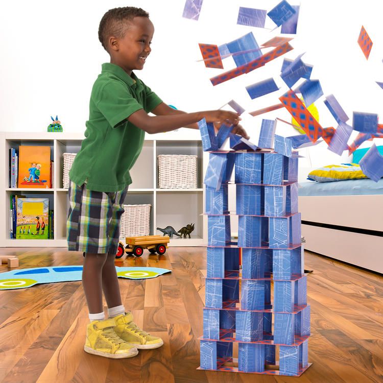 Cartons tour de construc.