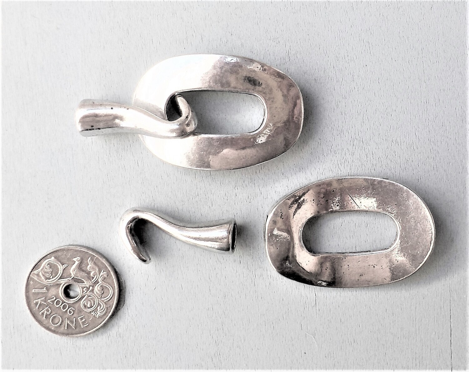 Buckle clasp