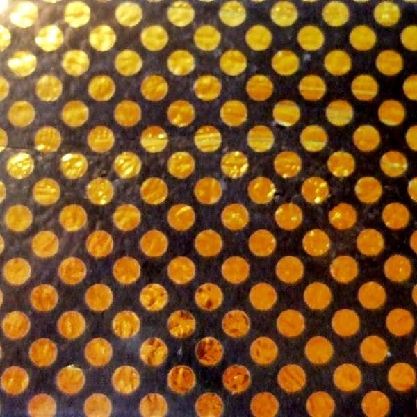COE90 Laser Etched &quot;Dots&quot; på sort