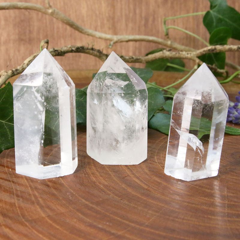 Cristal de roche pointe polie AA+