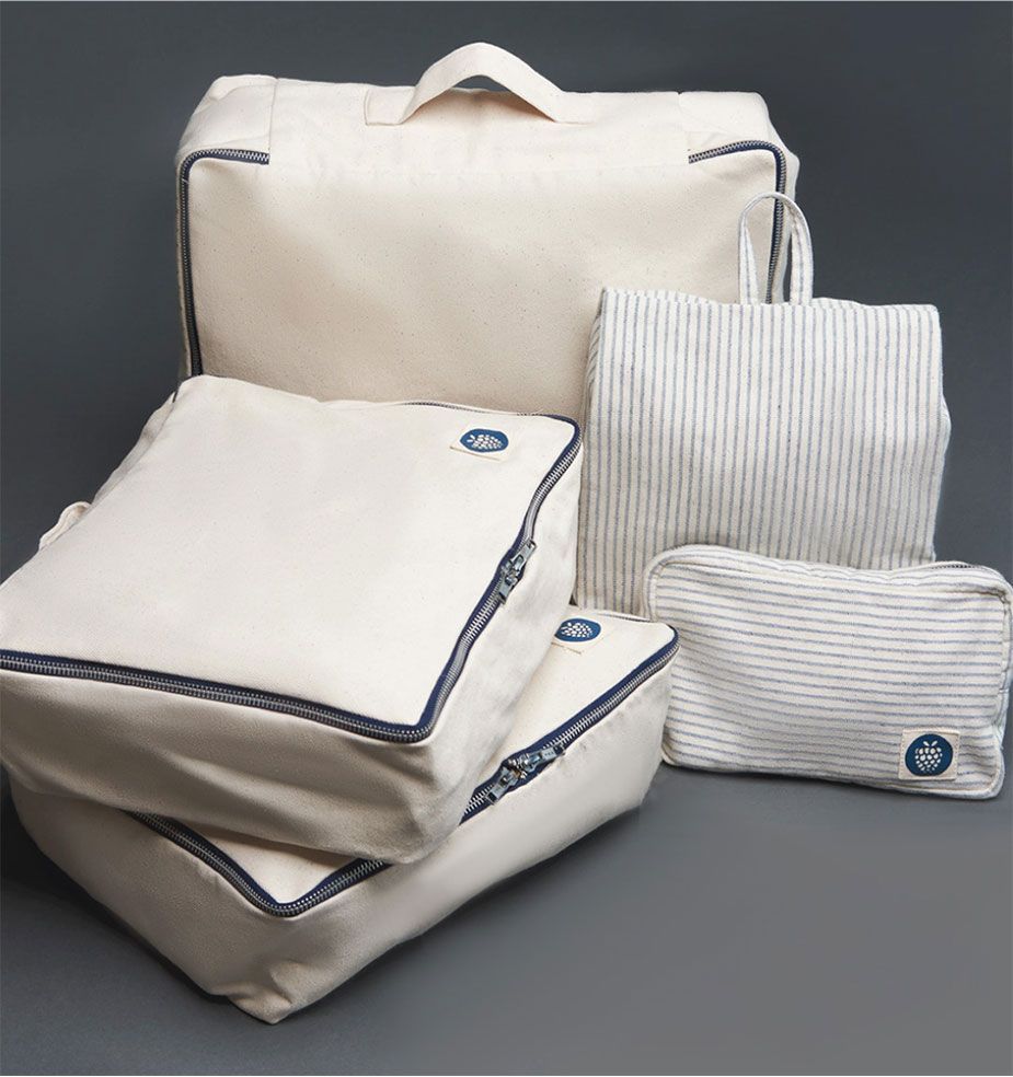 TRAVEL KIT