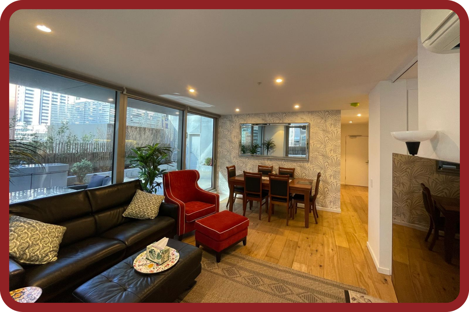 4-Night Mid-Week Stay - 38 Rose Lane MEL CBD, 2 bedrooms + 2 full bathrooms, sleeps 4. Pool, gym, steam room, FREE parking