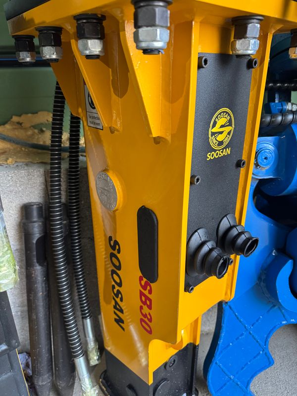 Brise roche hydraulique Brise roche hydraulique