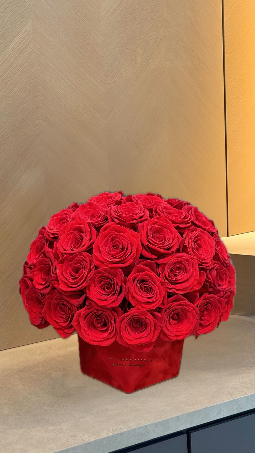 Luxury red rose dome in velvet octagon box – Miami flower delivery