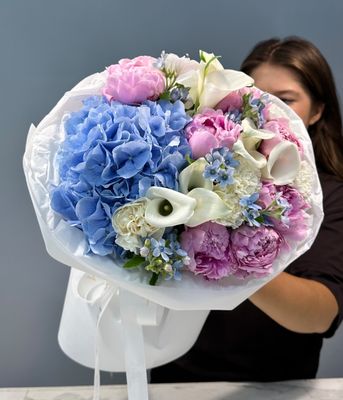 Pastel bouquet “Celestine” with peonies, hydrangea, calla lilies, carnations, and Tweedia Blue – Je T’aime Fleurs Miami &amp; Nap