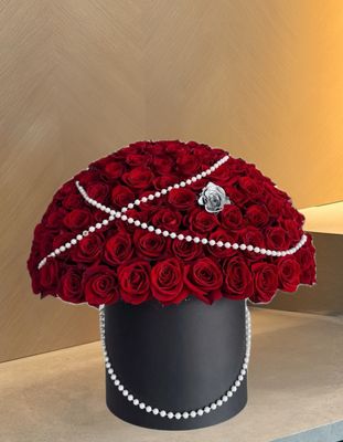 Luxury dome of red roses with pearls and silver rose – Je T’aime Fleurs Miami &amp; Naples
