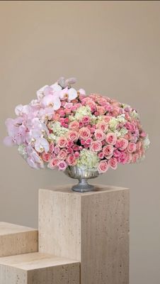 VASE ARRANGMENT