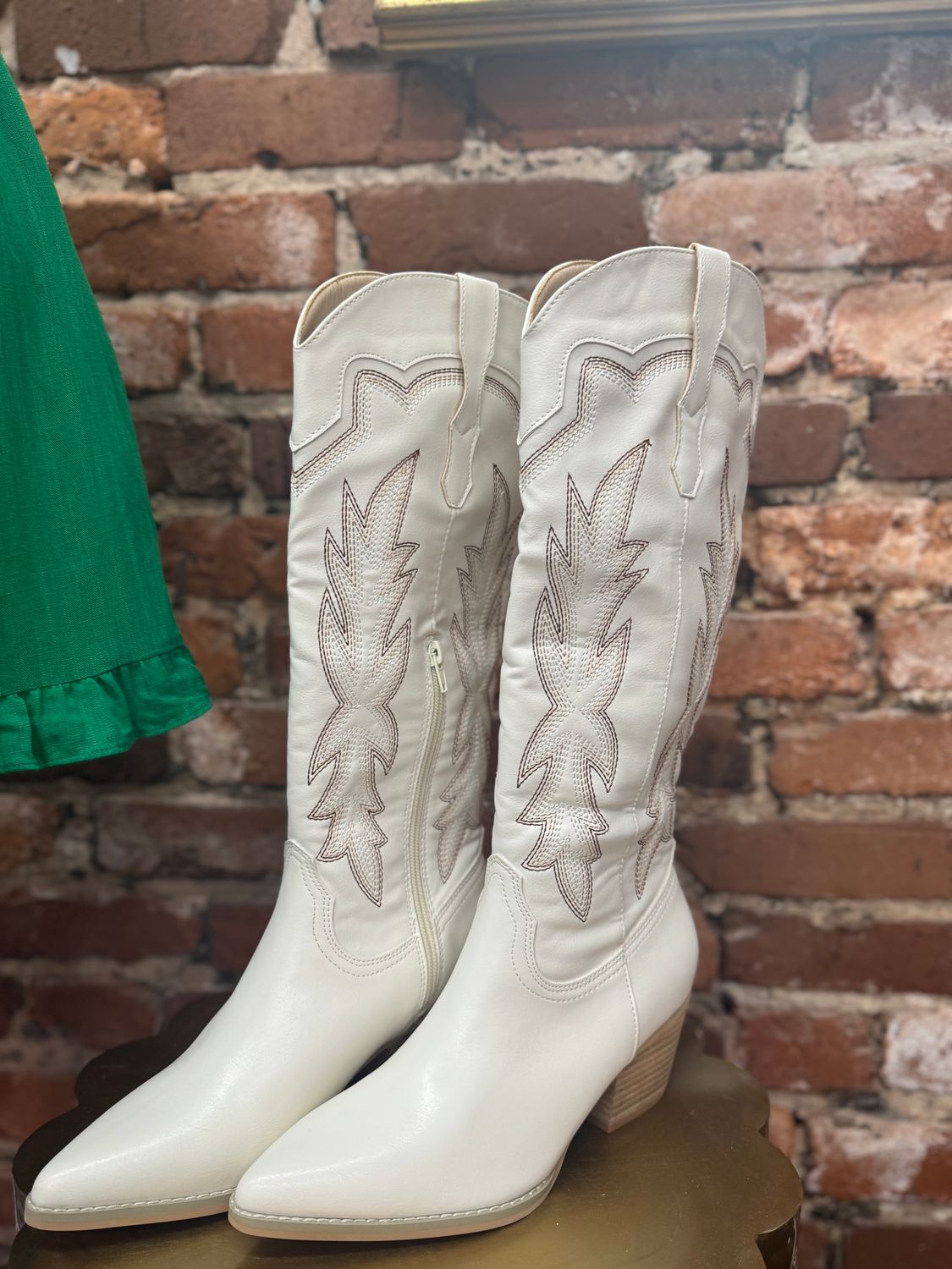 Ainsley White Embroidered Cowboy Western Boot