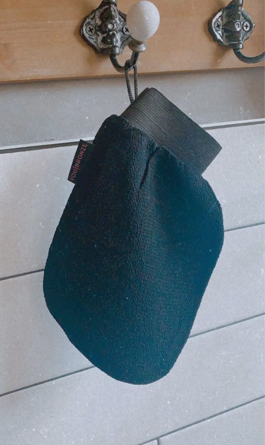 You Bronze Self Tanner Exfoliating Mitt