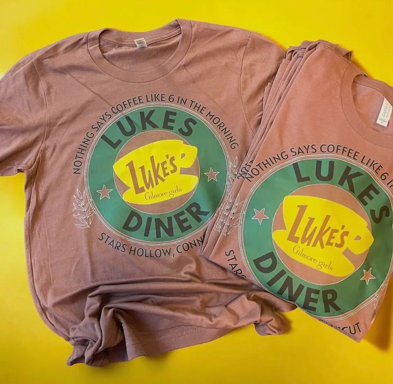 Lukes Diner Gilmore Girls Inspired Tshirt Chestnut