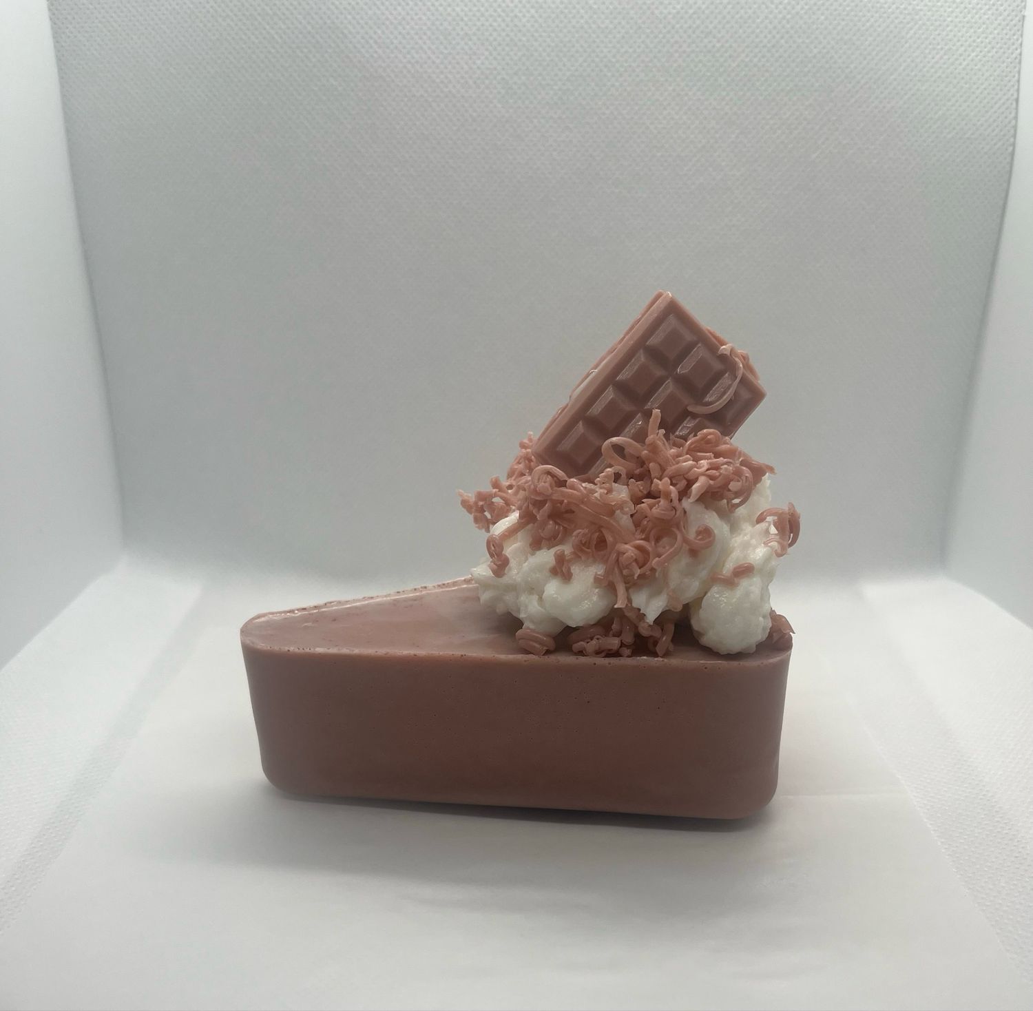Light Chocolate Mousse Pie Body Wash Bar, With Whipped Cream Puff