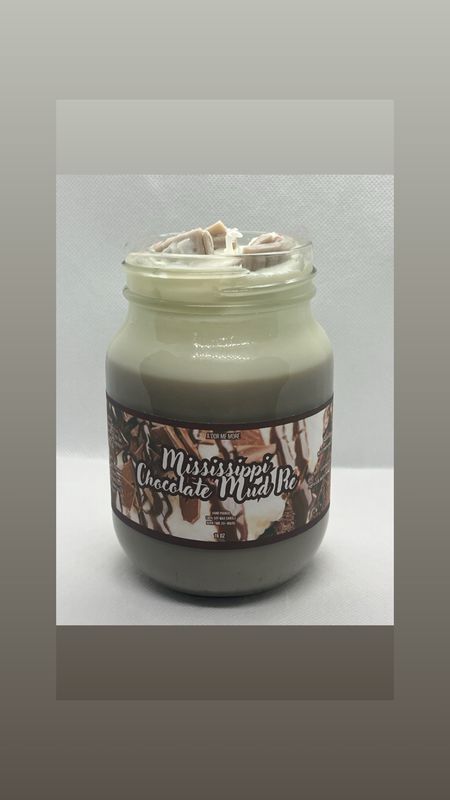 Mississippi Chocolate Mud Pie Scented Candle (16 oz)