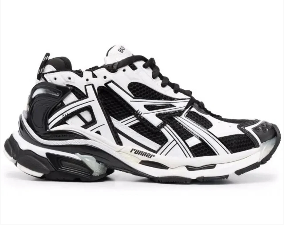 BB Runners - Black and White