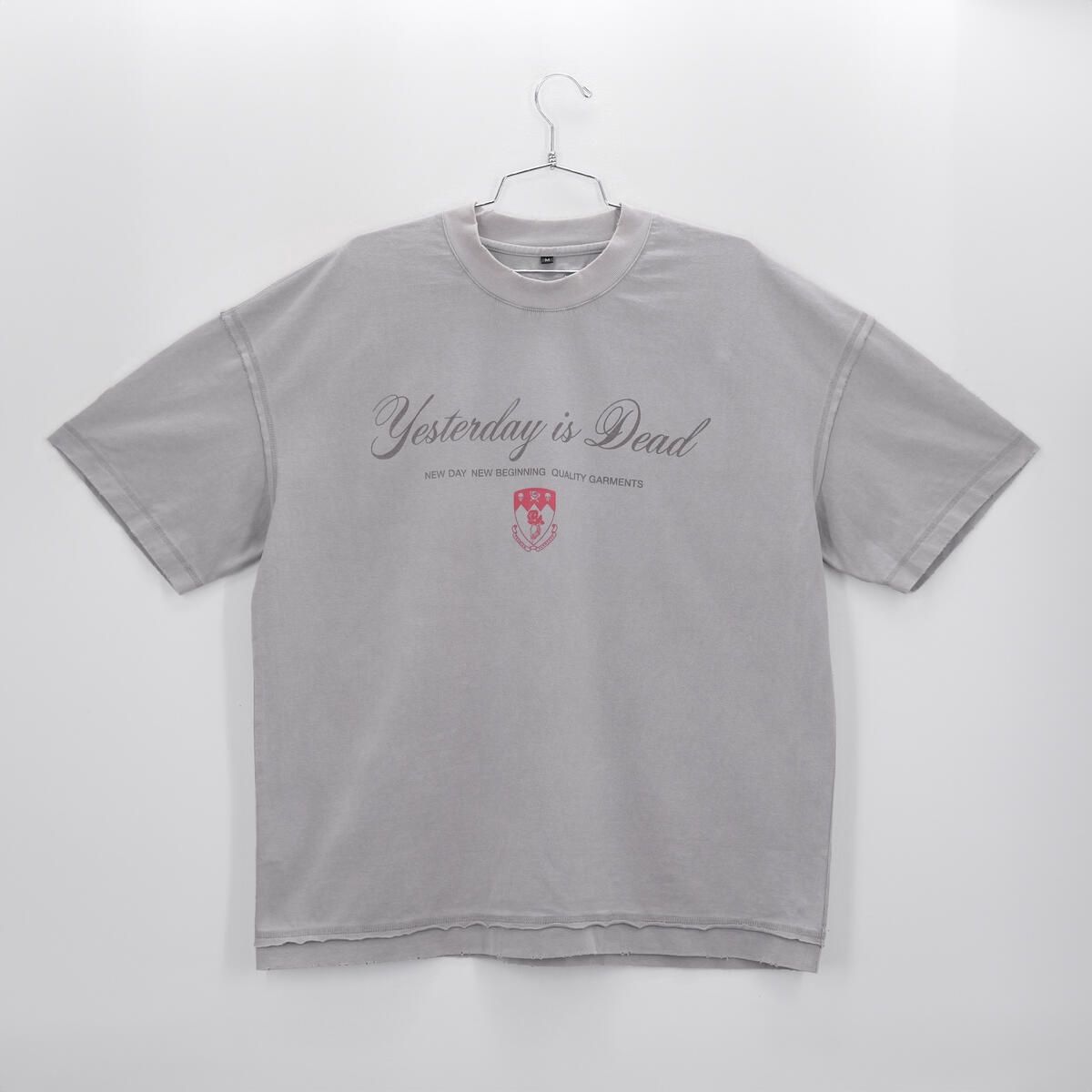 COLLEGIATE TEE SLATE GREY