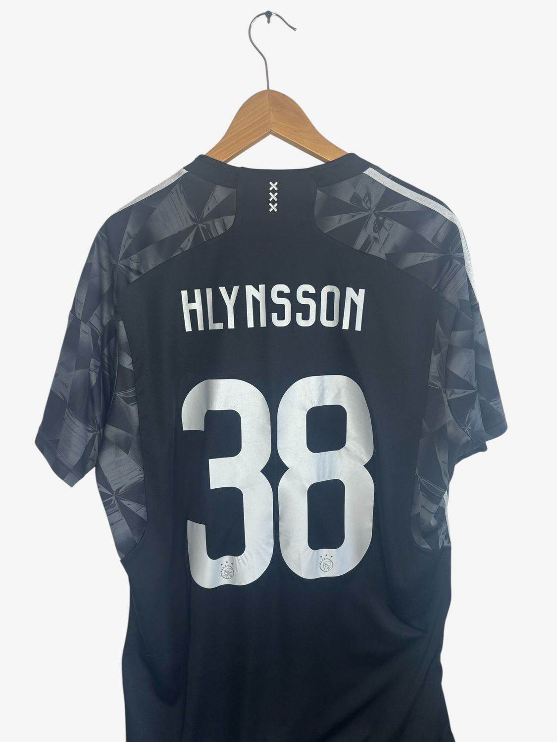 Ajax 3th 2023/2024 Hlynsson