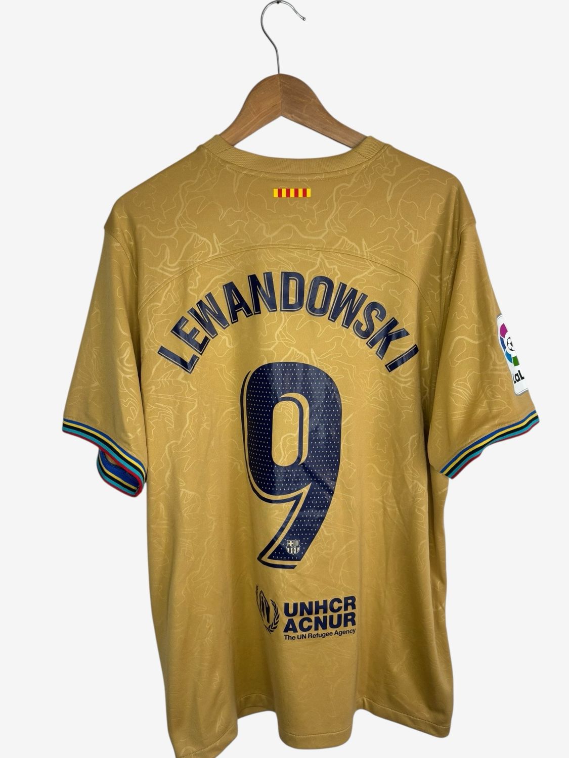 FC Barcelona Away 2022/2023 Lewandowski ( XL )