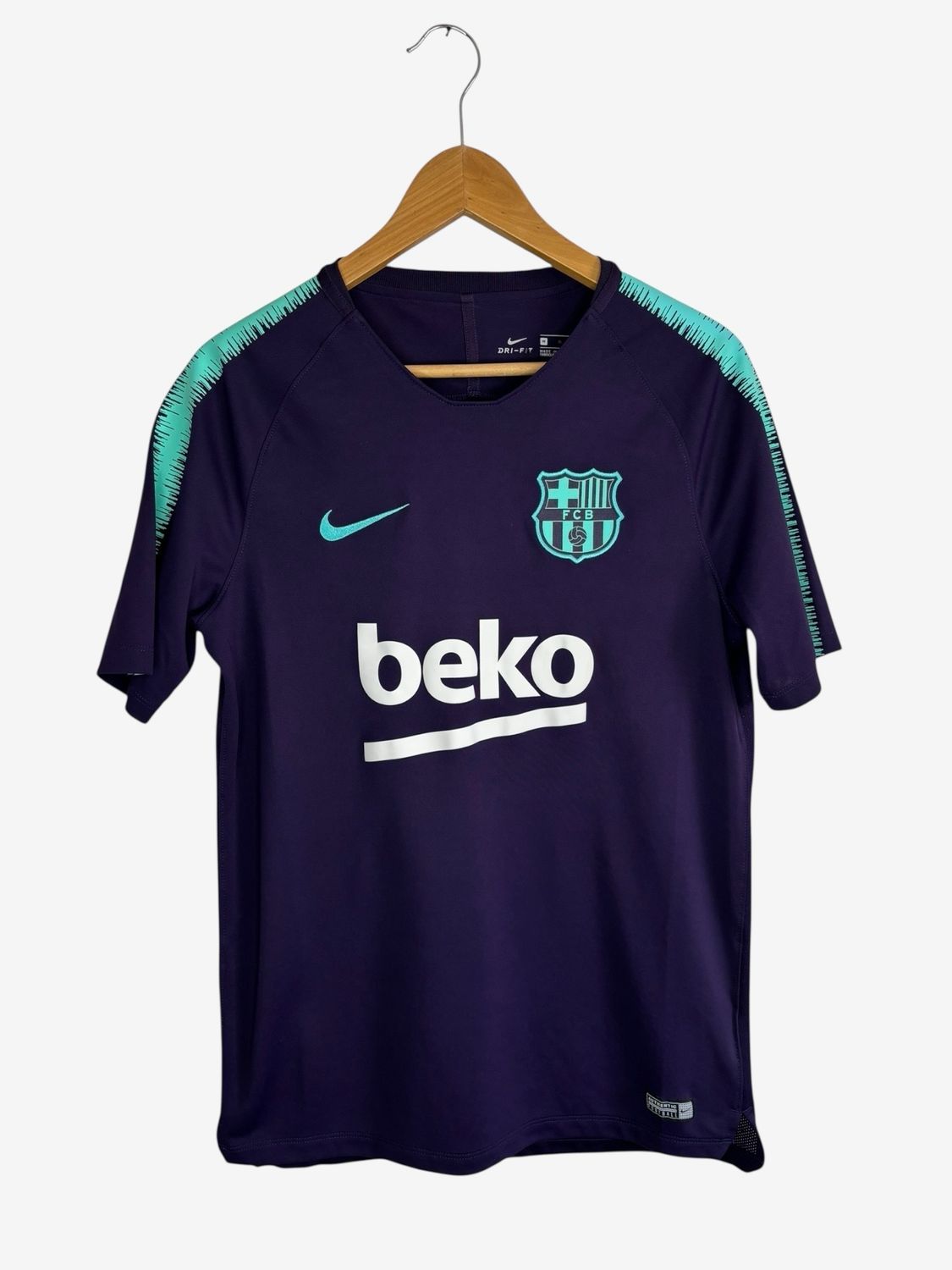 FC Barcelona Training top 2018/2019 ( M )