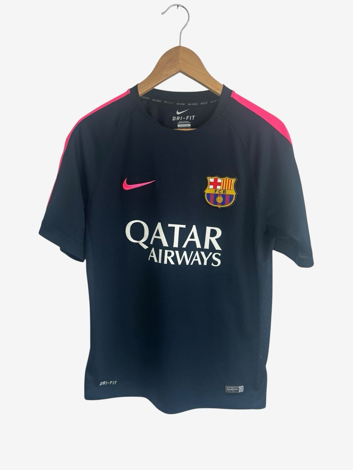 FC Barcelona Training Top 2016/2017 ( M )