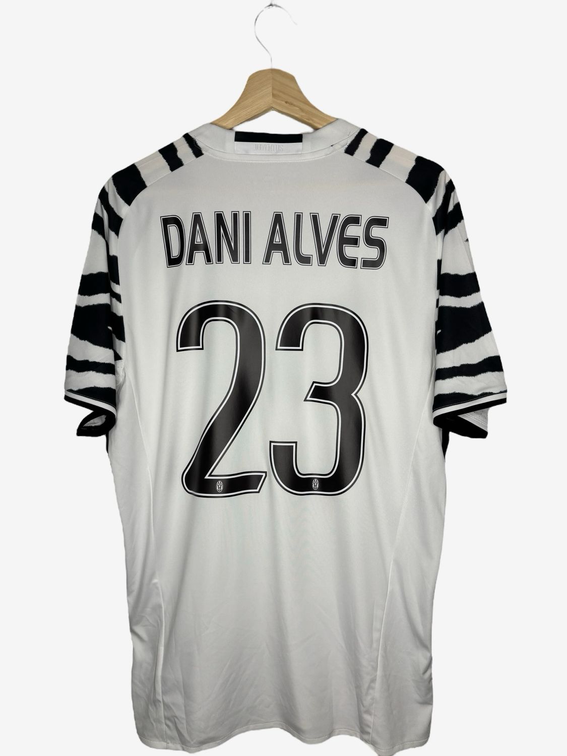 Juventus 3th 2016/2017 Dani Alves ( L )