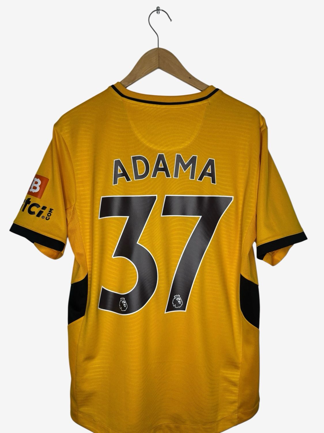 Wolverhampthon Wanderers Home 2021/2022 Adama ( M )