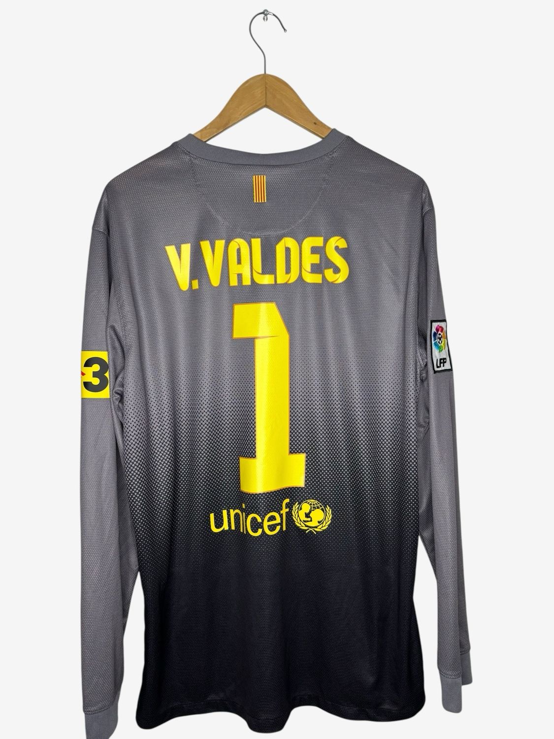 FC Barcelona Goalkeeper 2012/2013 Valdes ( L )