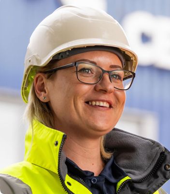 Casquette et casque de protection