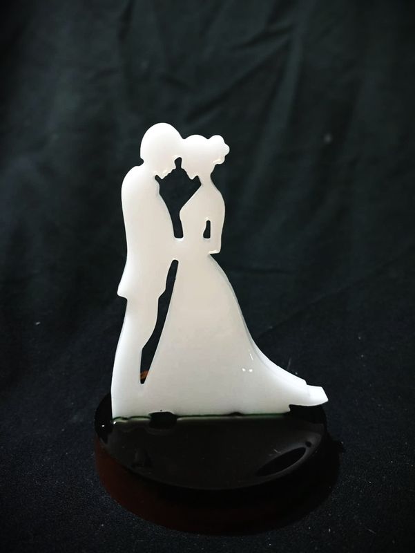 Cake topper / display