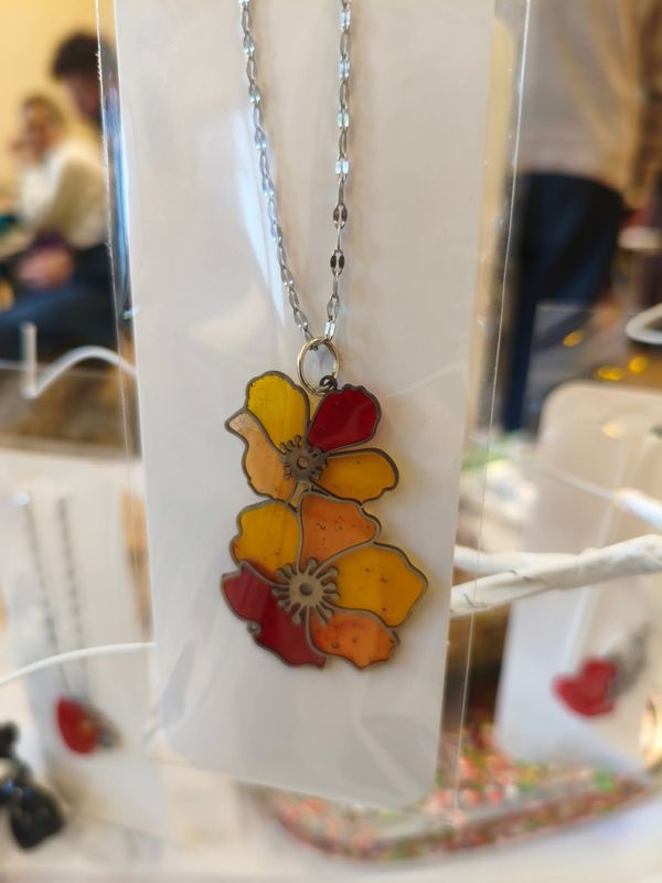 FLOWER PENDANT