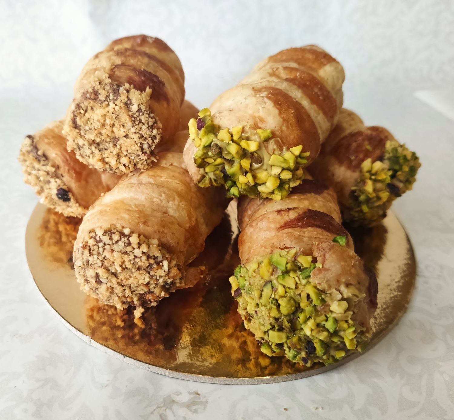 Cannoli Nocciola, Cioccolato e Pistacchio